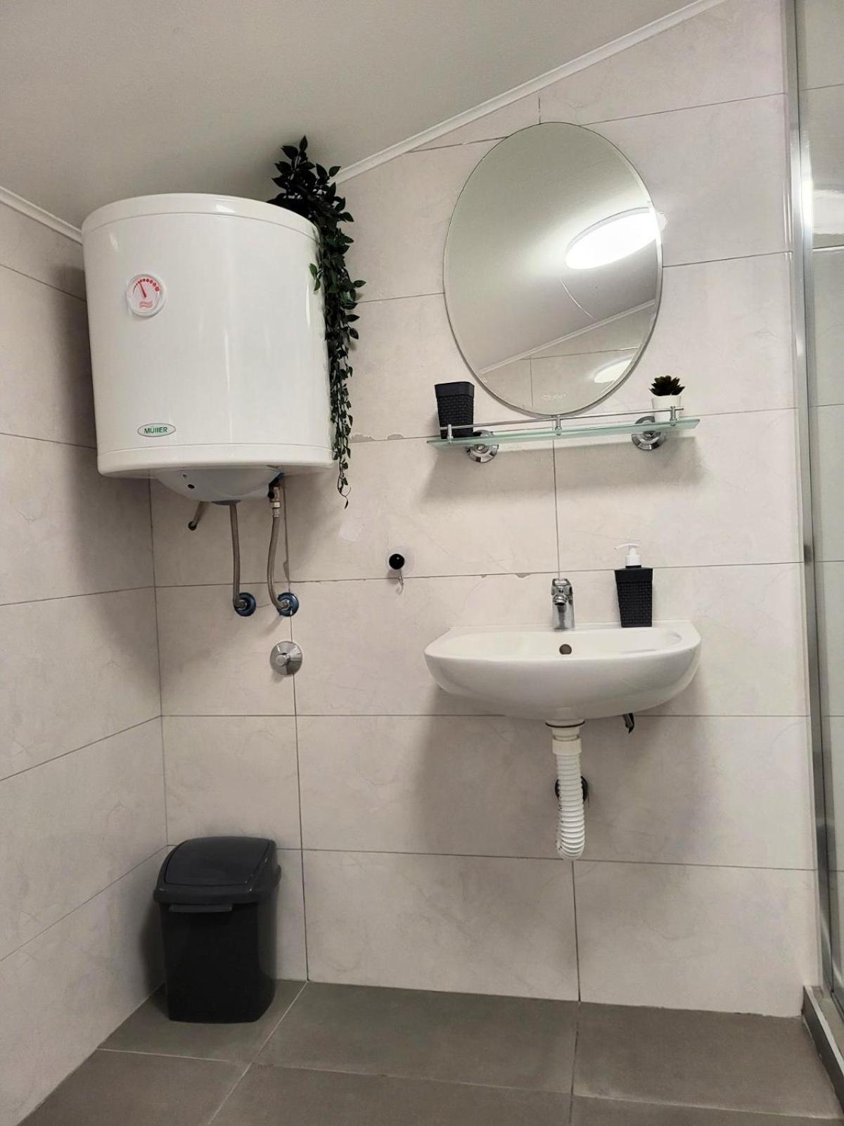 בלגרד Guesthouse Ozegovic מראה חיצוני תמונה