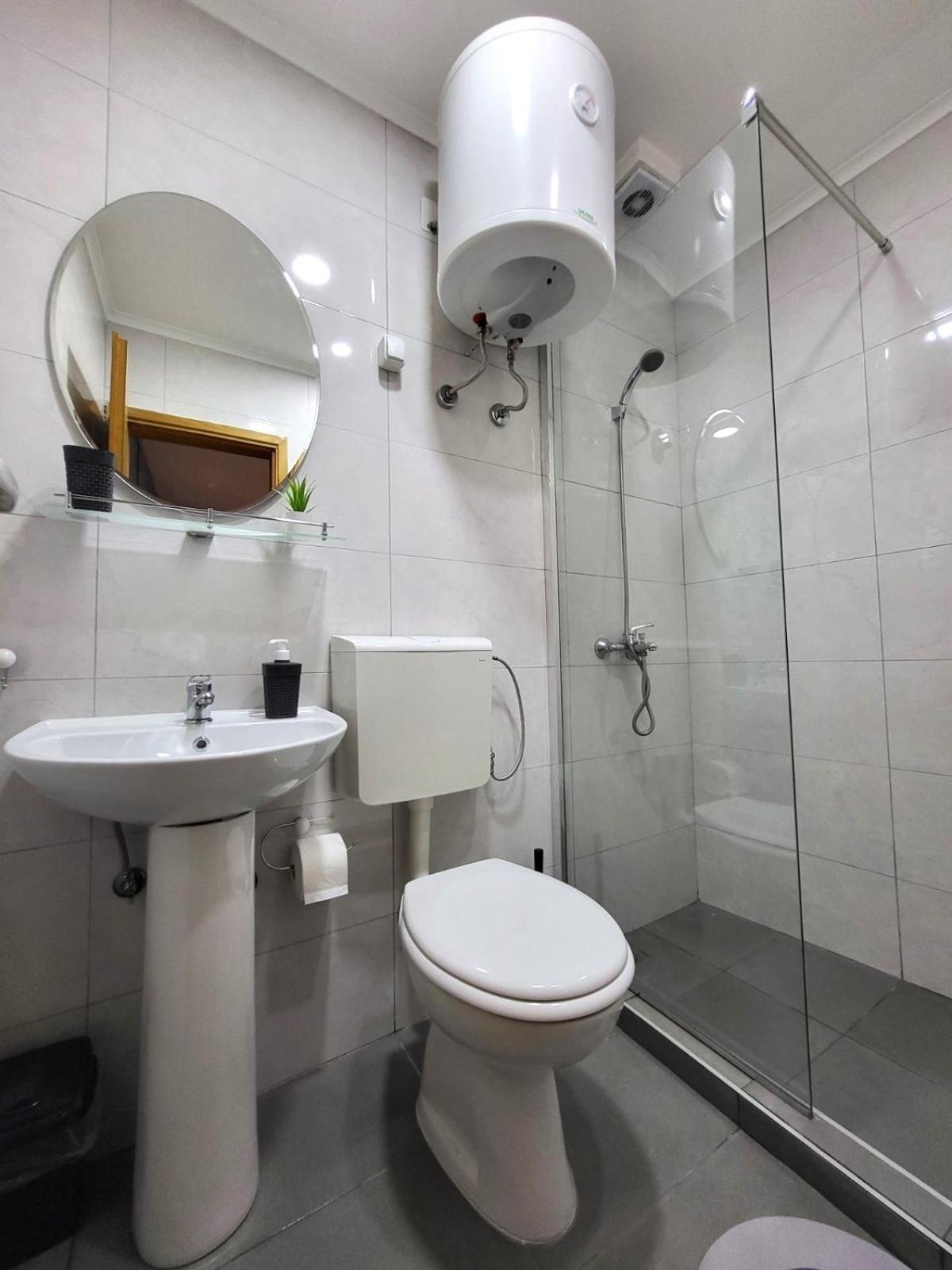 בלגרד Guesthouse Ozegovic מראה חיצוני תמונה