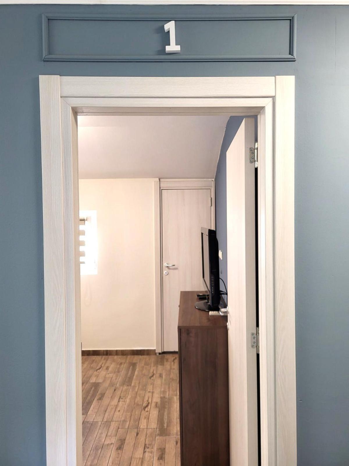 בלגרד Guesthouse Ozegovic מראה חיצוני תמונה